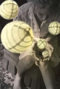 girl with lanterns