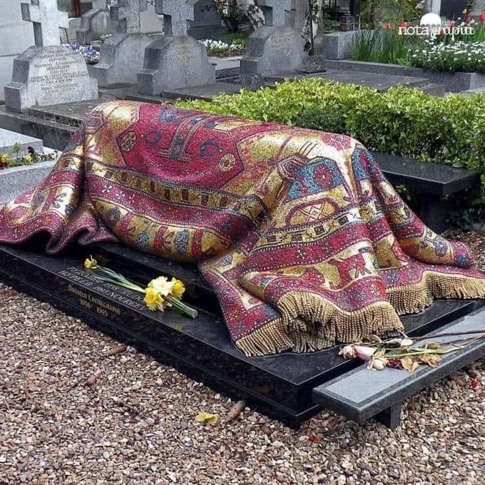 grave of Nureyev