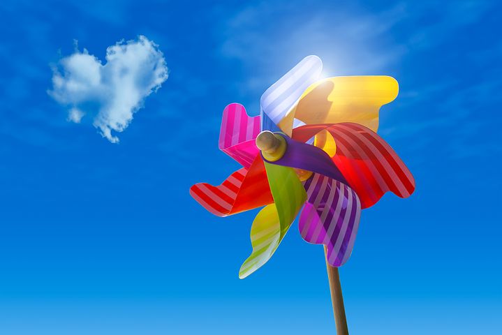 pinwheel-3382863__480